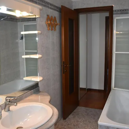 Viale Signorini 3b - House Διαμέρισμα