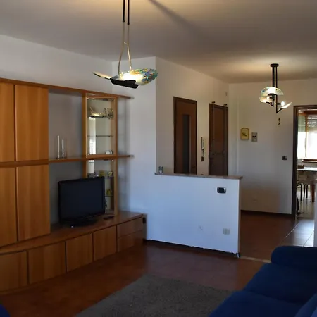Viale Signorini 3b - House Villastellone