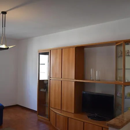 Viale Signorini 3b - House Apartment